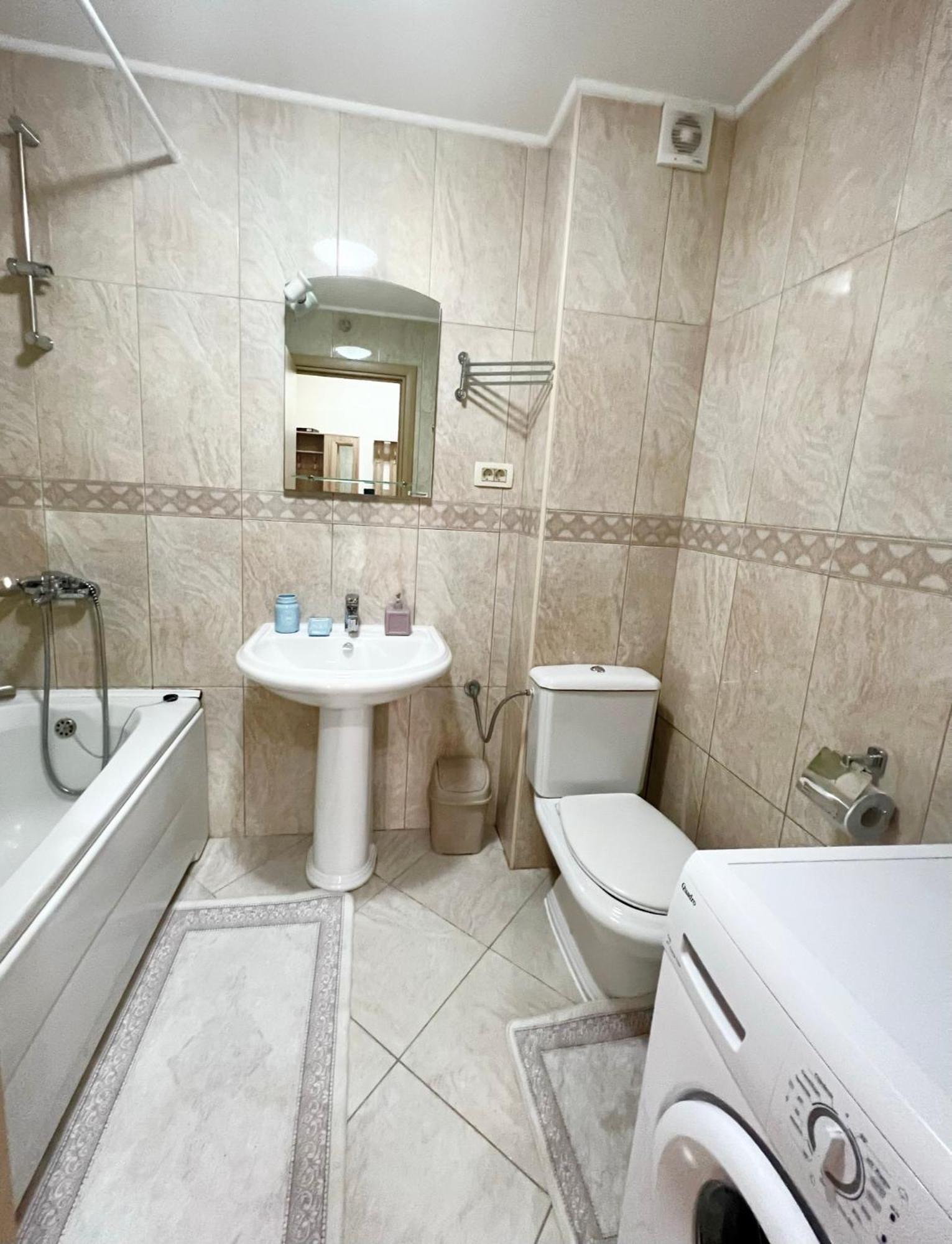 Apartments Nirgilija Tivat Luaran gambar